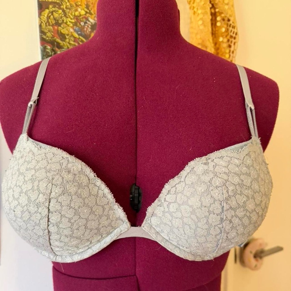 Victoria's Secret Lace animal print bra